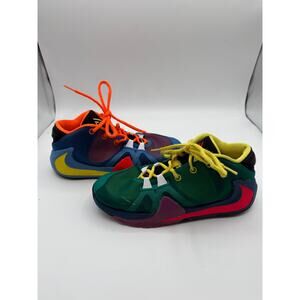 Nike Zoom Freak 1 "What The" multi-color youth size 7 basketball